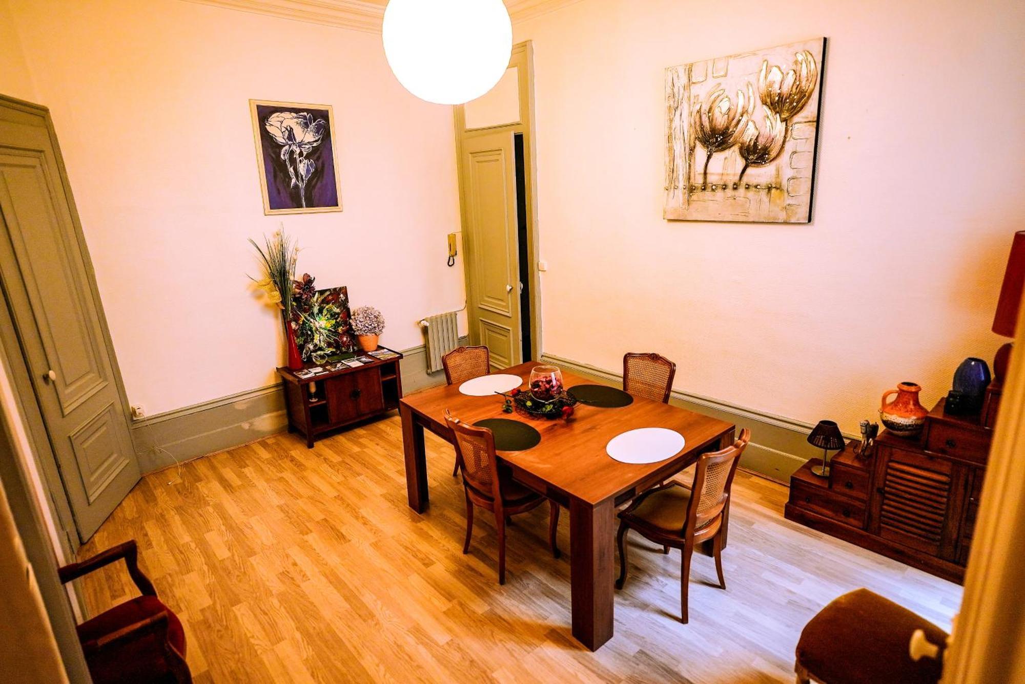 Le St Amour Elegant 2 Chambres *Wifi/Super Centre* 贝桑松 外观 照片
